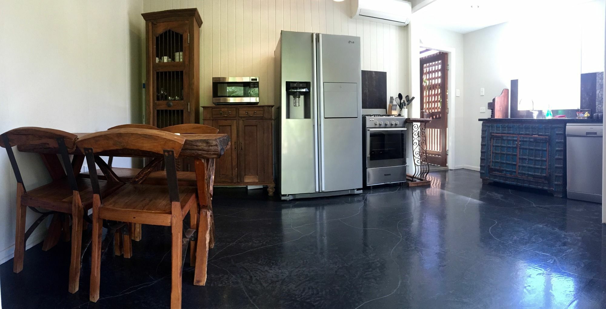 Five 3 Five Aparthotel Urangan Екстериор снимка