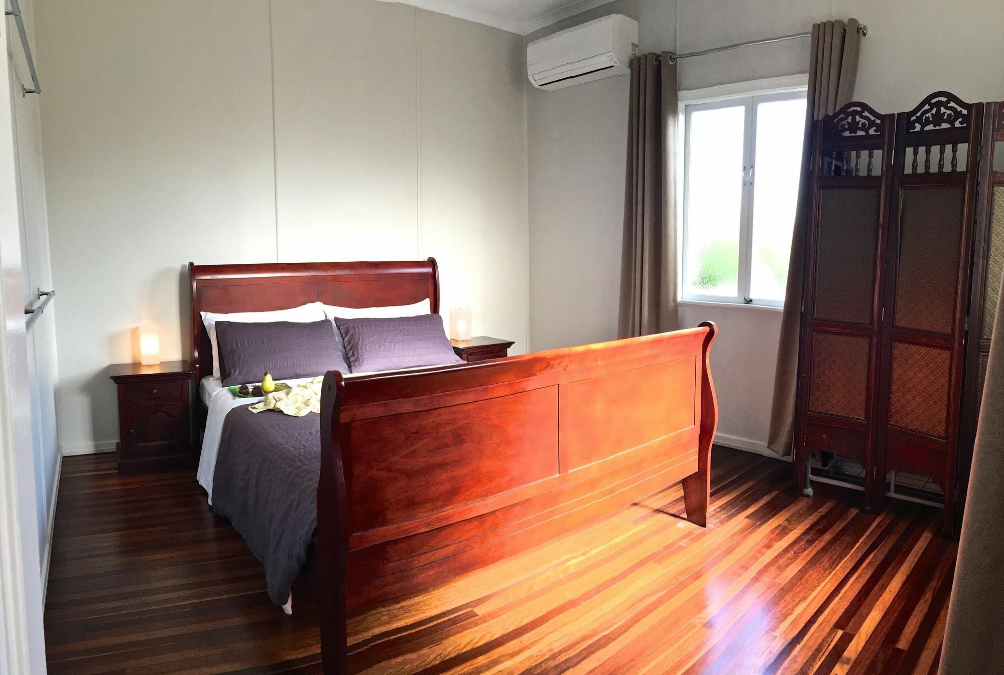 Five 3 Five Aparthotel Urangan Екстериор снимка