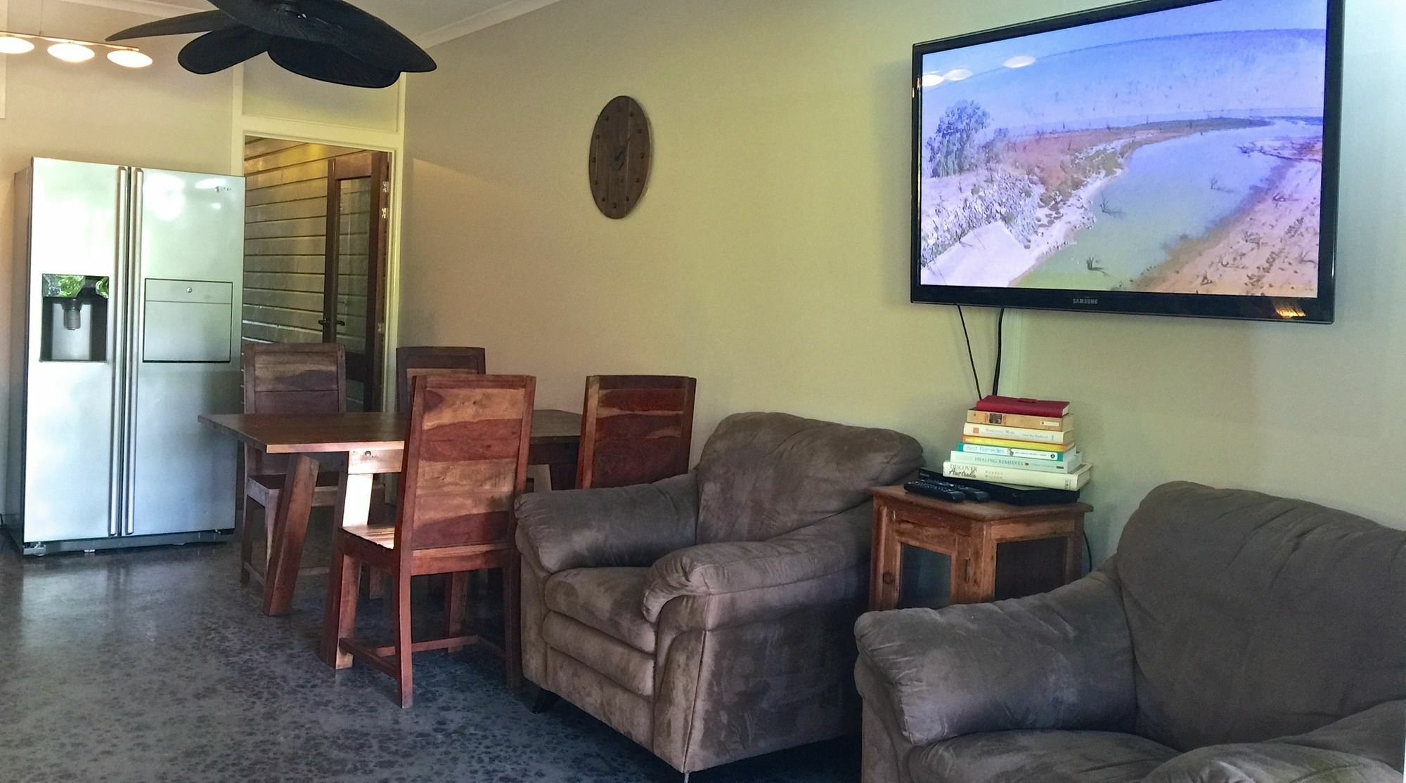 Five 3 Five Aparthotel Urangan Екстериор снимка